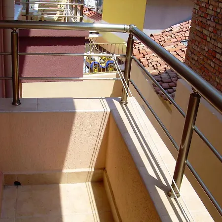 Studio At 100 M Away From The With Furnished Terrace And Wifi Apartment Pomorie